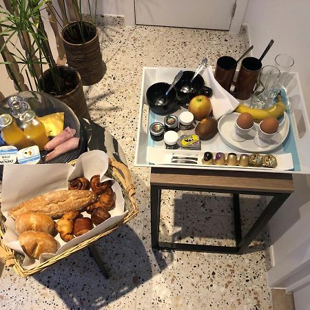 Suites Le Porte-Bonheur Brugia Zewnętrze zdjęcie