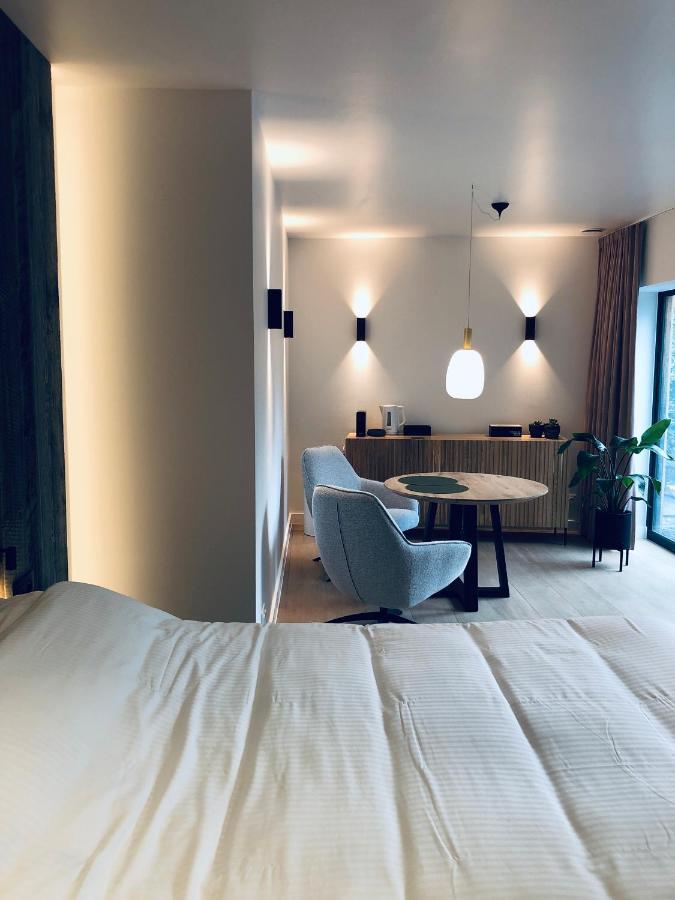 Suites Le Porte-Bonheur Brugia Zewnętrze zdjęcie