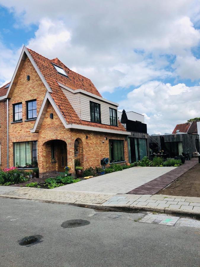 Suites Le Porte-Bonheur Brugia Zewnętrze zdjęcie